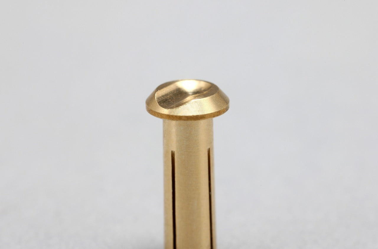 φ4 Battery Connector