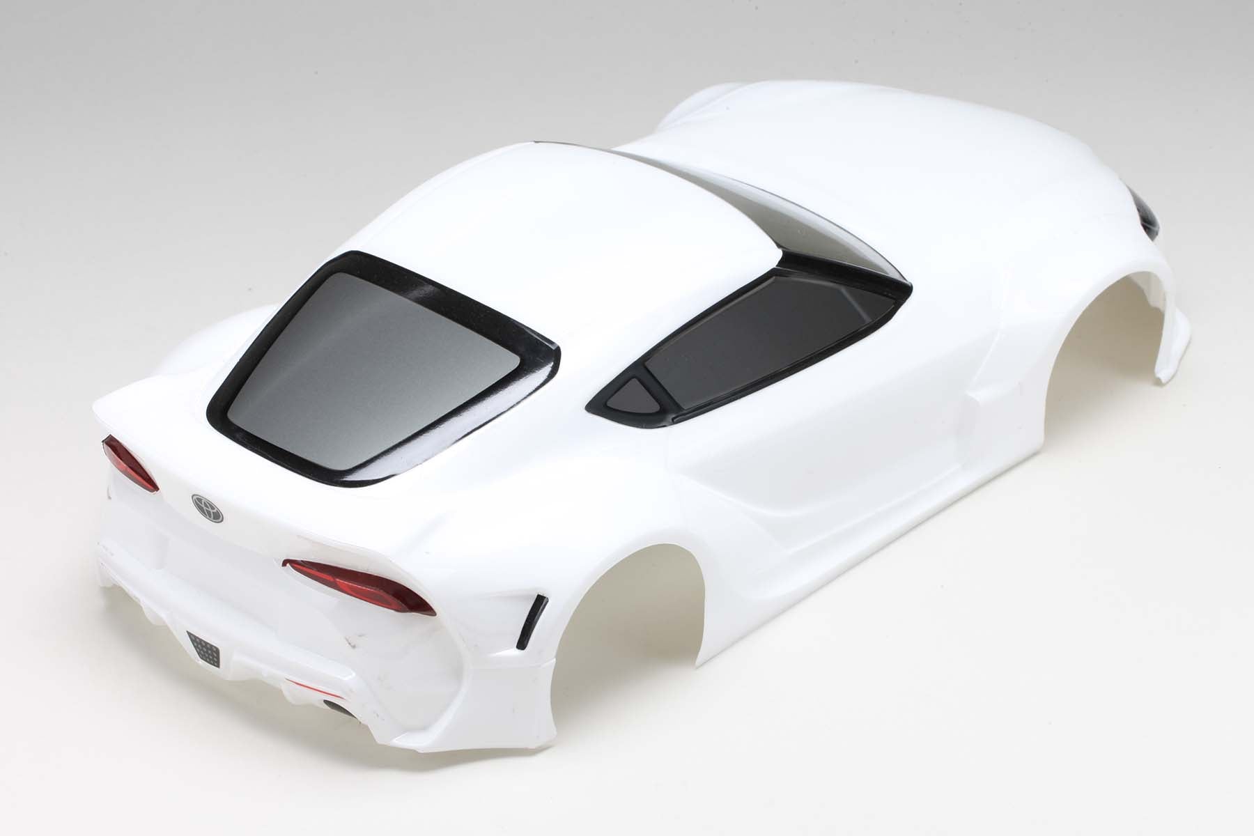PANDEM GR Supra Body White w/L.Decal /Pre-cut