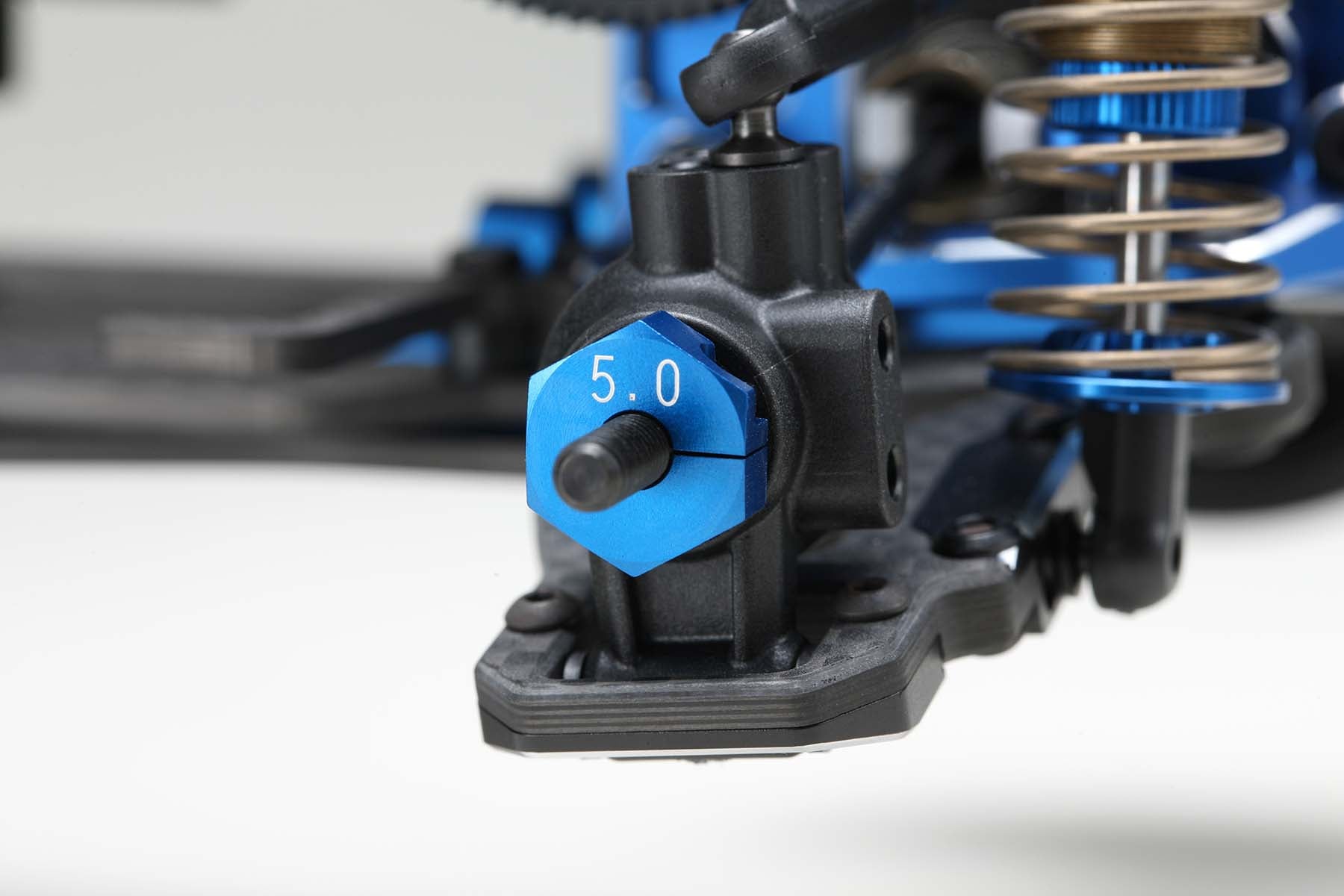 5.0mm Clamping Front Wheel Hub Blue