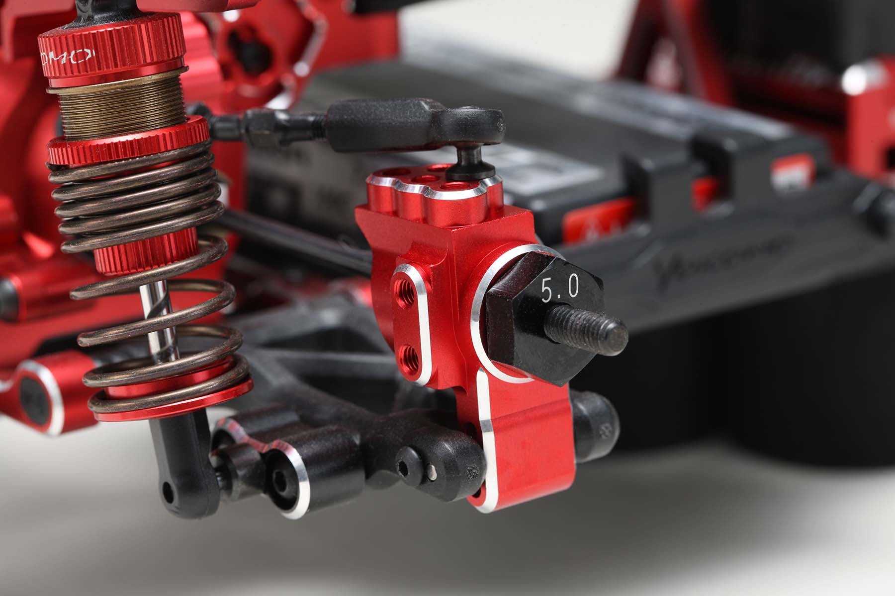 Chamfered Rear Hub Carrier Red