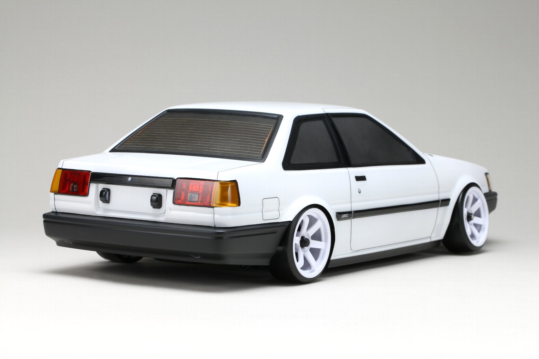 TOYOTA Corolla Levin (AE86) 2-Door Body Set