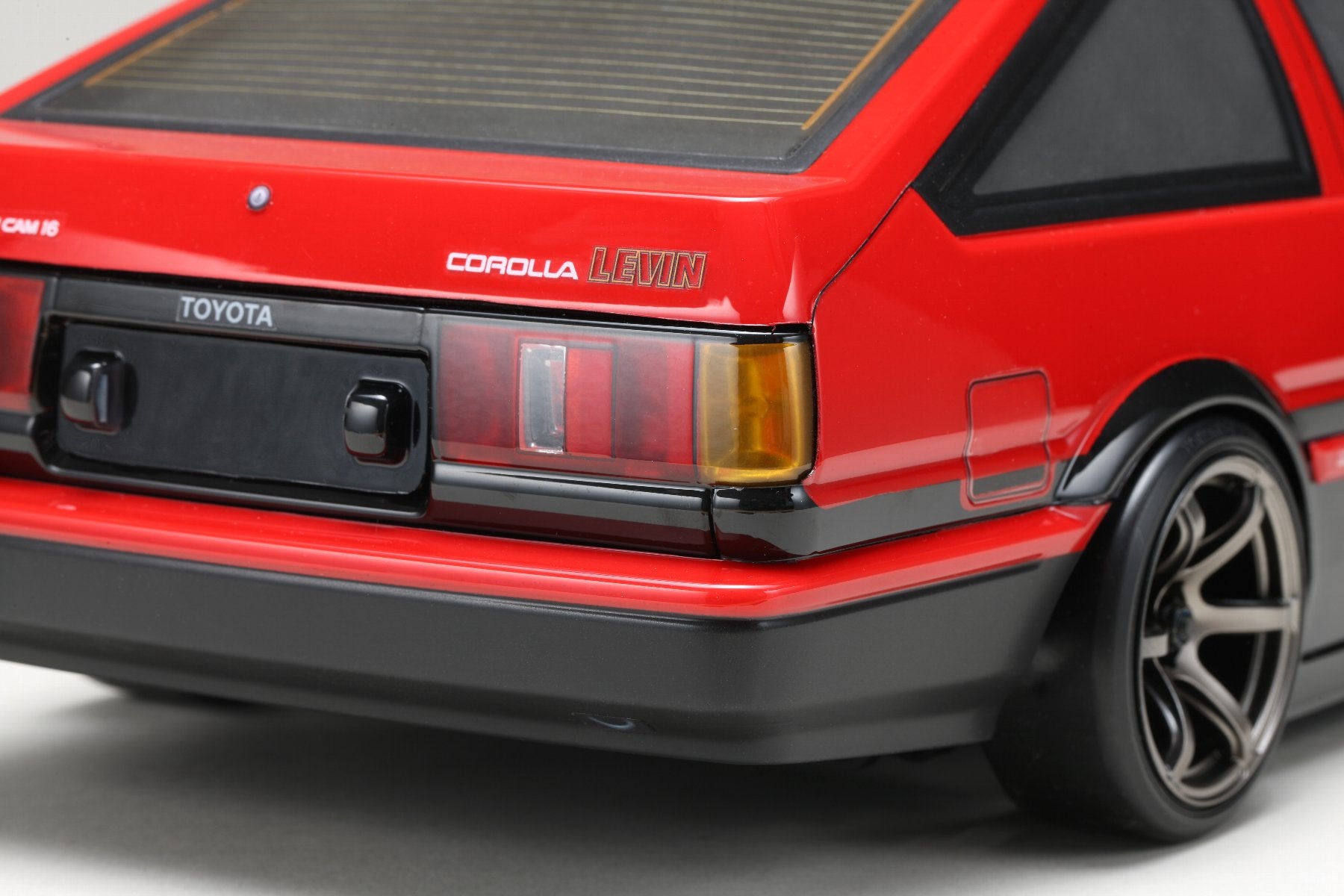 TOYOTA Corolla Levin (AE86) 3-Door Body Set