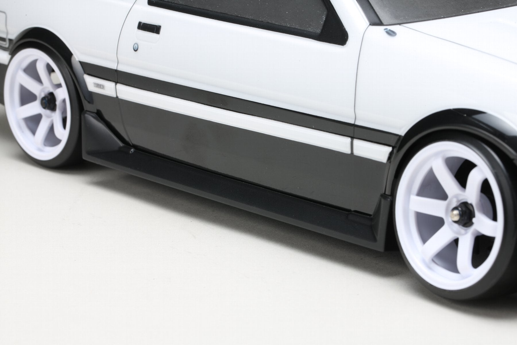 TOYOTA Sprinter Trueno(AE86)3Dr Aero Parts Set