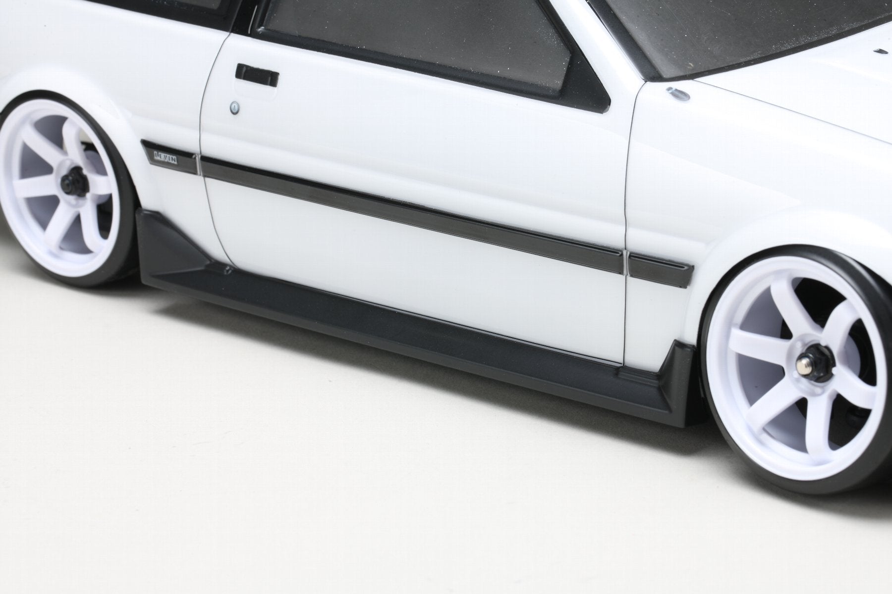 TOYOTA Corolla Levin (AE86) 2Dr Aero Parts Set